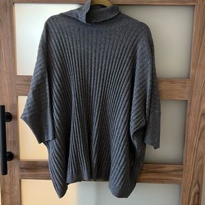 Eileen fisher charcoal gray ribbed poncho like new 100% cashmere